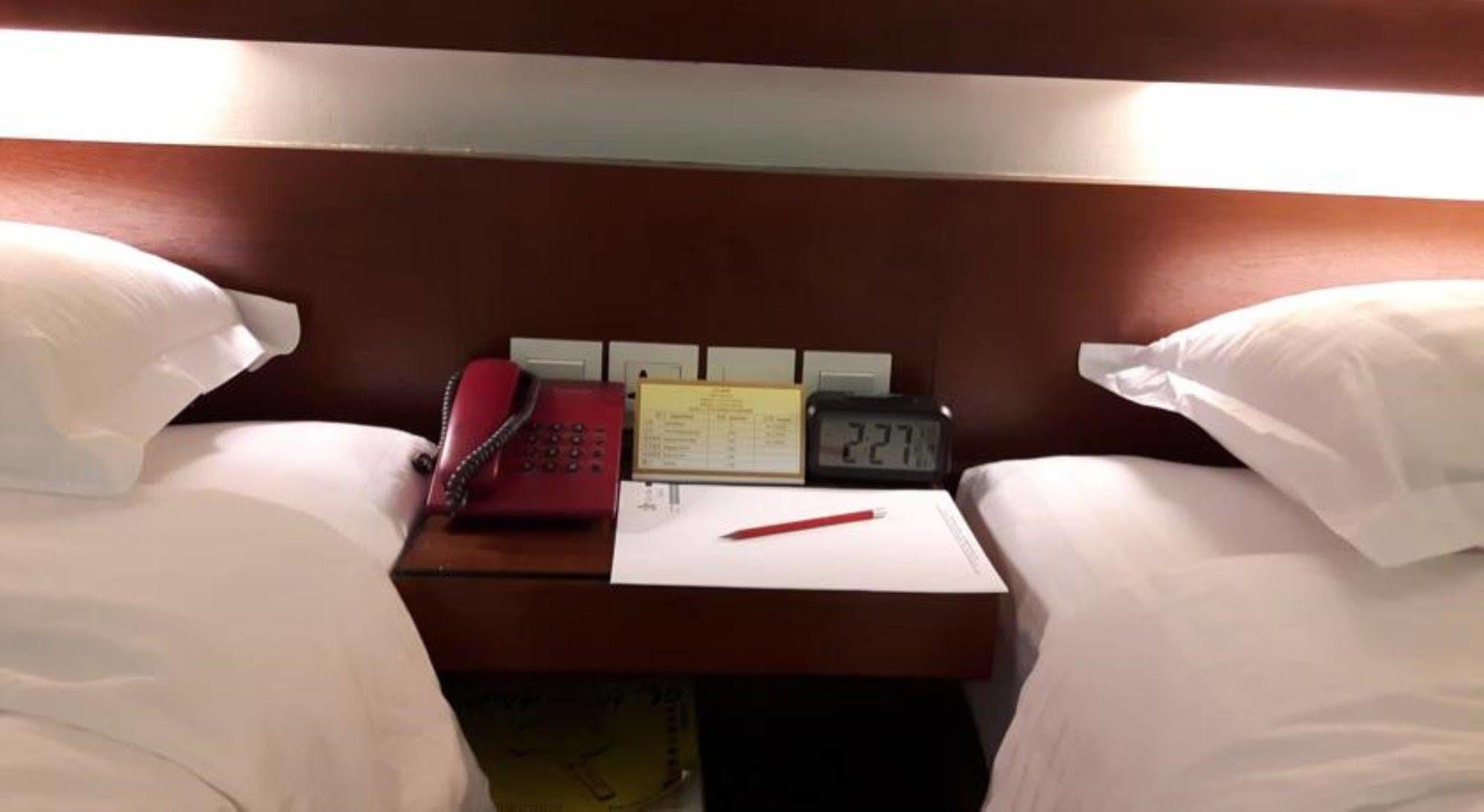 City Star Hotel Янгон Экстерьер фото