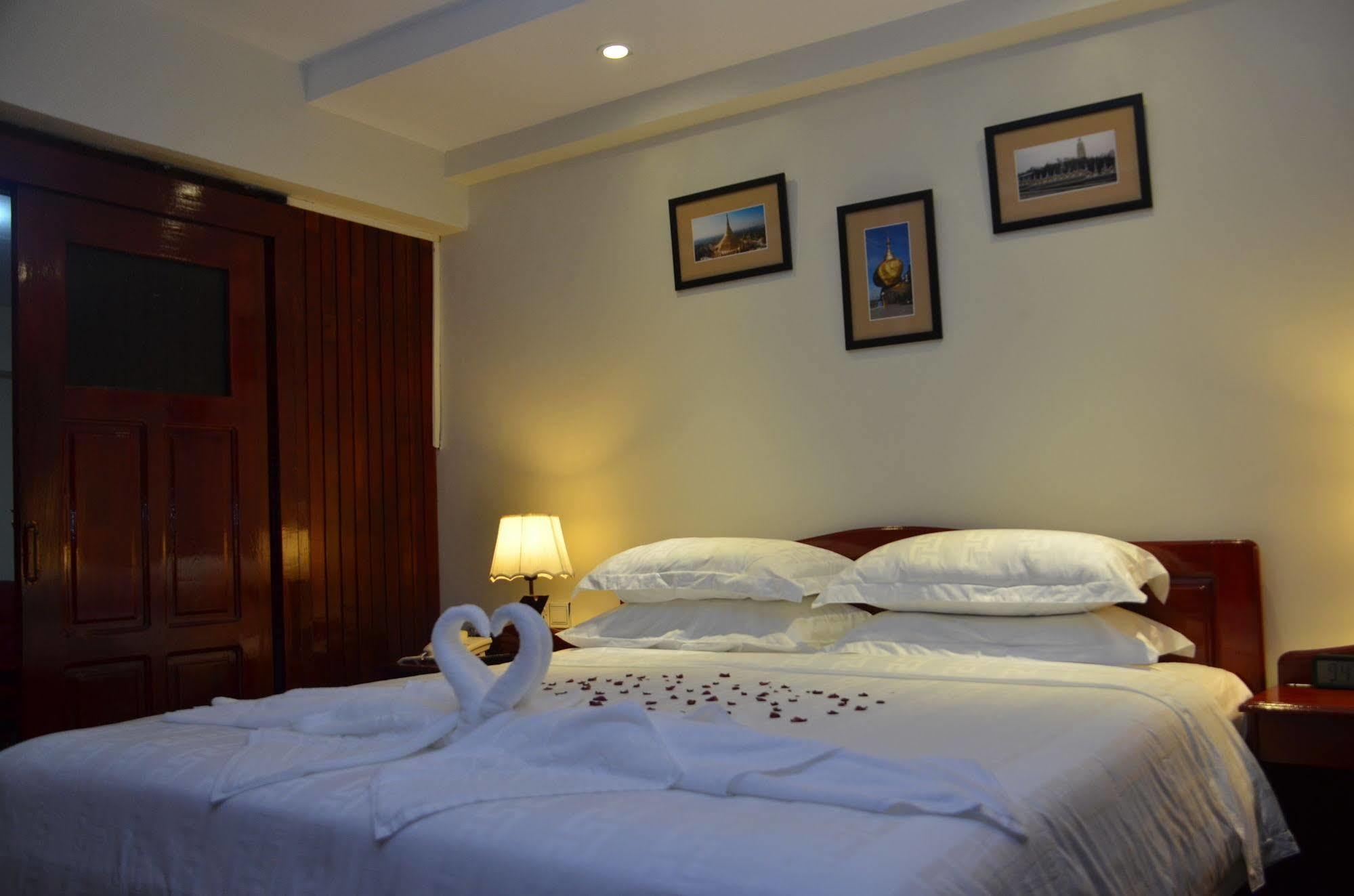 City Star Hotel Янгон Экстерьер фото