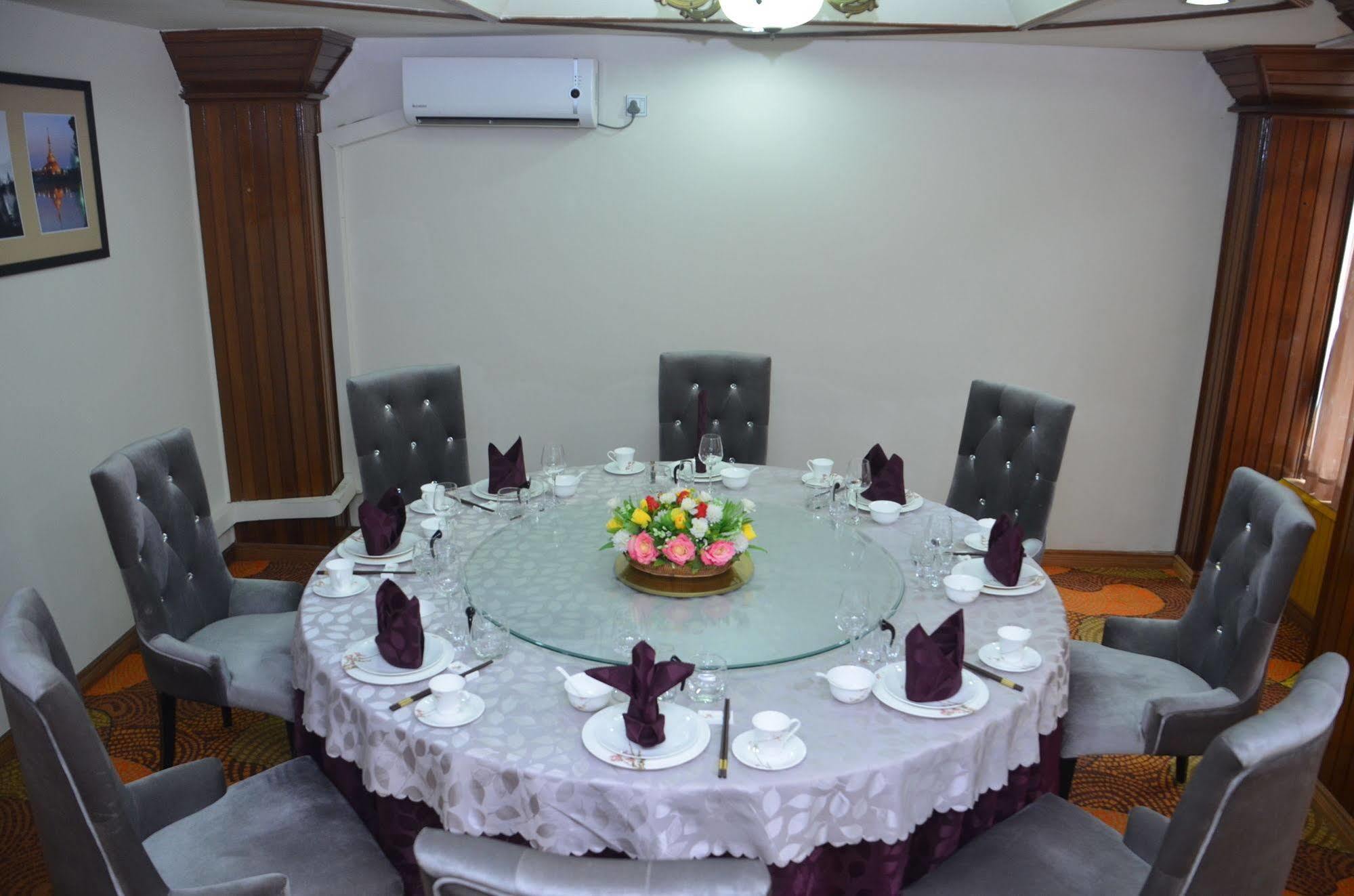 City Star Hotel Янгон Экстерьер фото